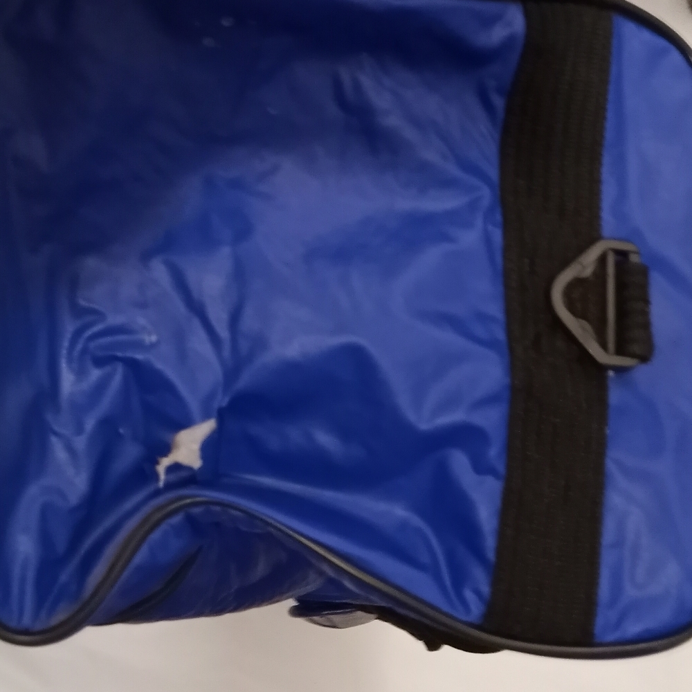 Vintage Nike soccer duffle bag - Picture 12 of 16